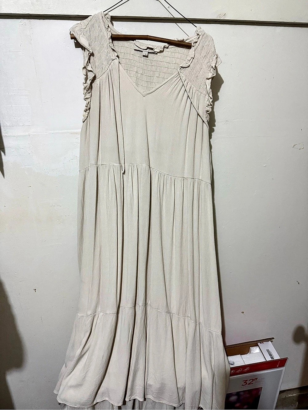 LOFT Women's cream Maxi Dress